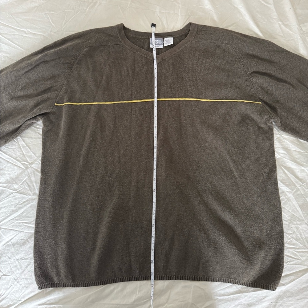 Oversized Sweatshirt - Picture 3 of 10